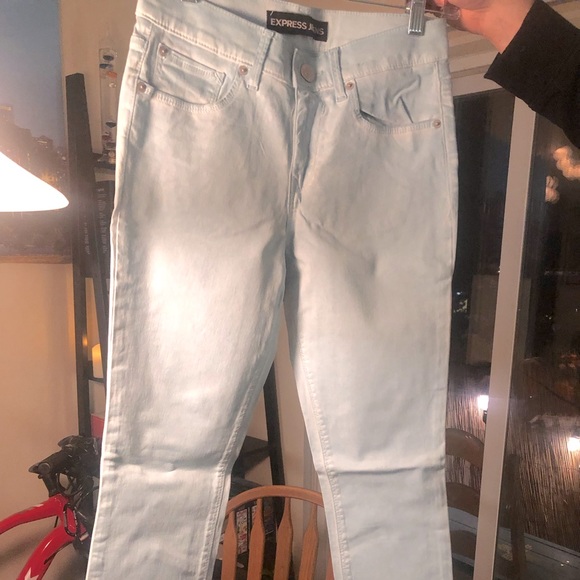 Express mid-rise blue jeans